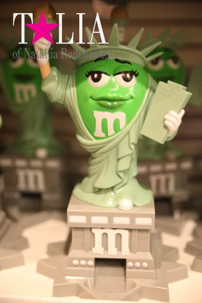 Магазин M&M's на Таймс Сквер в Нью-Йорке